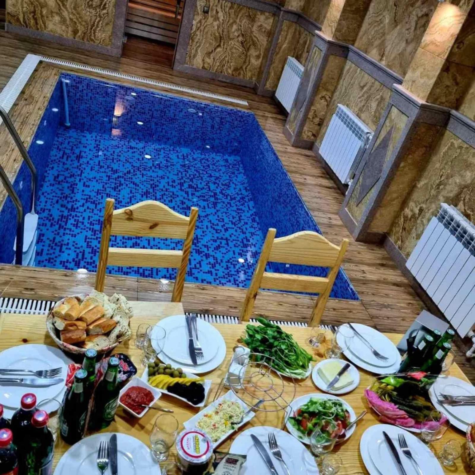 Rubin Hotel Goris Exteriör bild