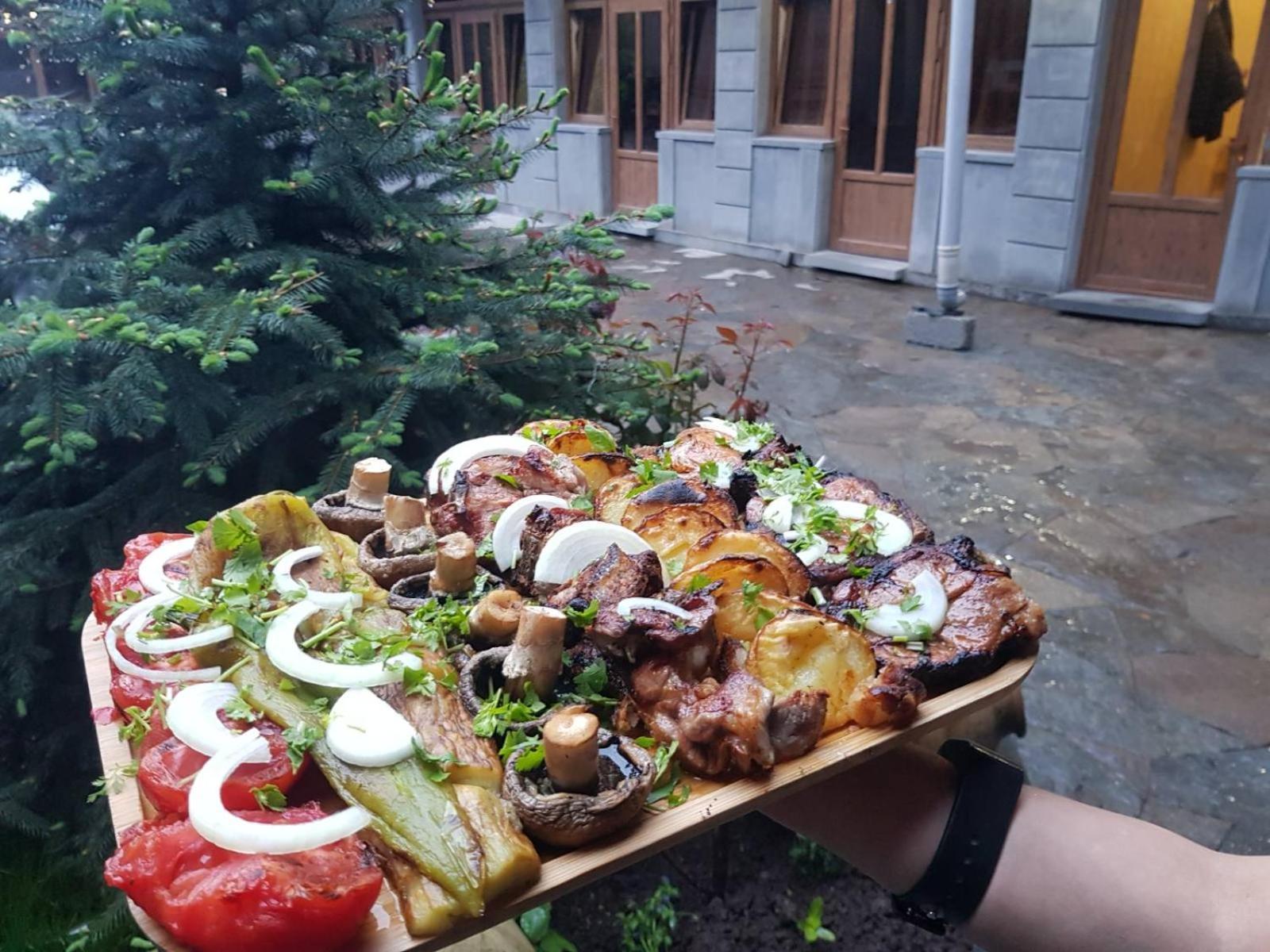 Rubin Hotel Goris Exteriör bild