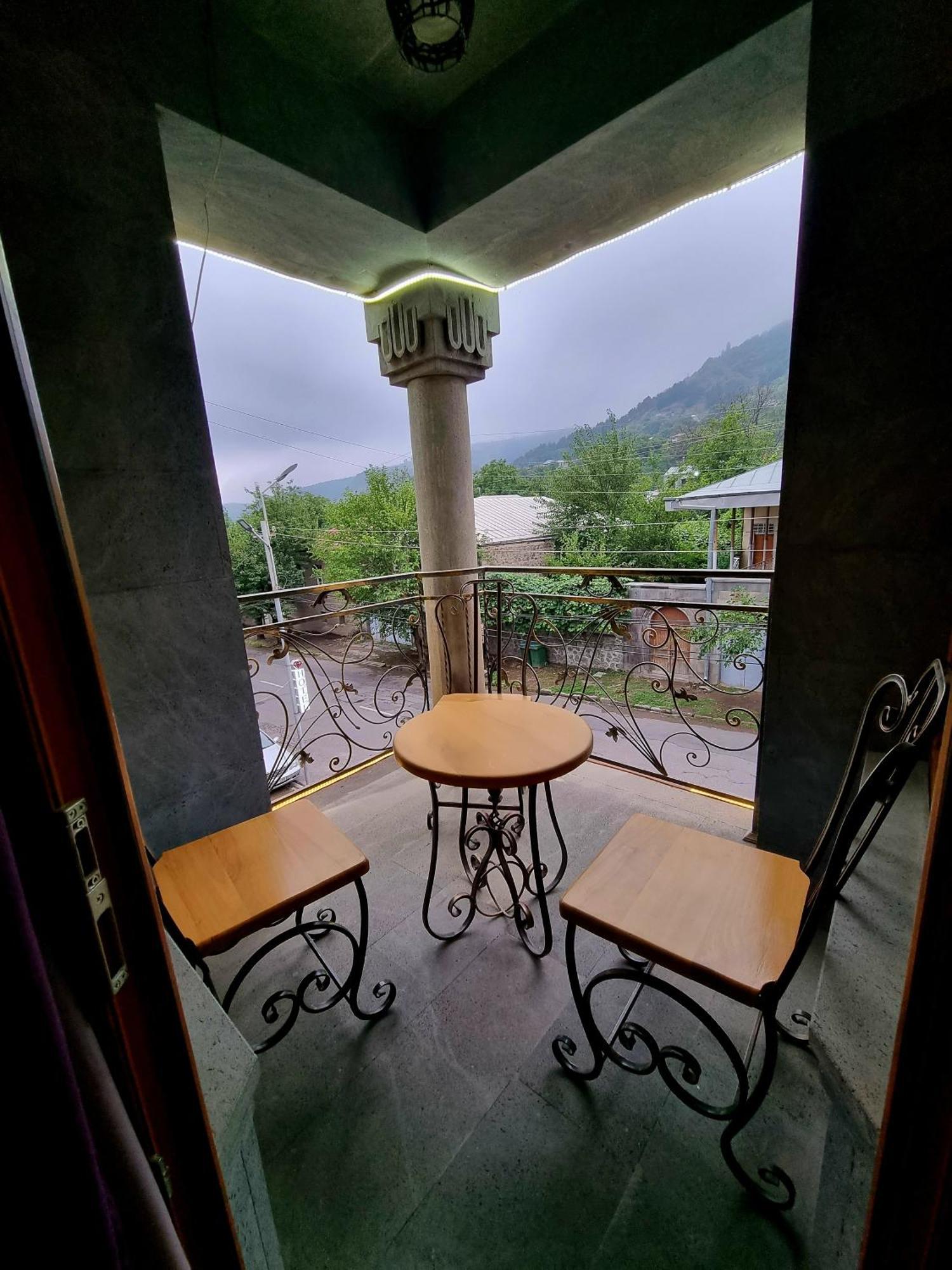 Rubin Hotel Goris Exteriör bild