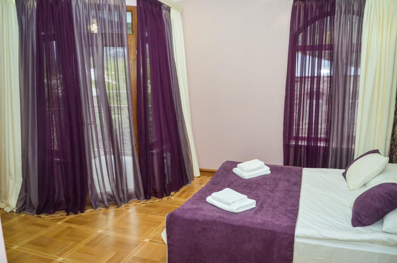 Rubin Hotel Goris Exteriör bild