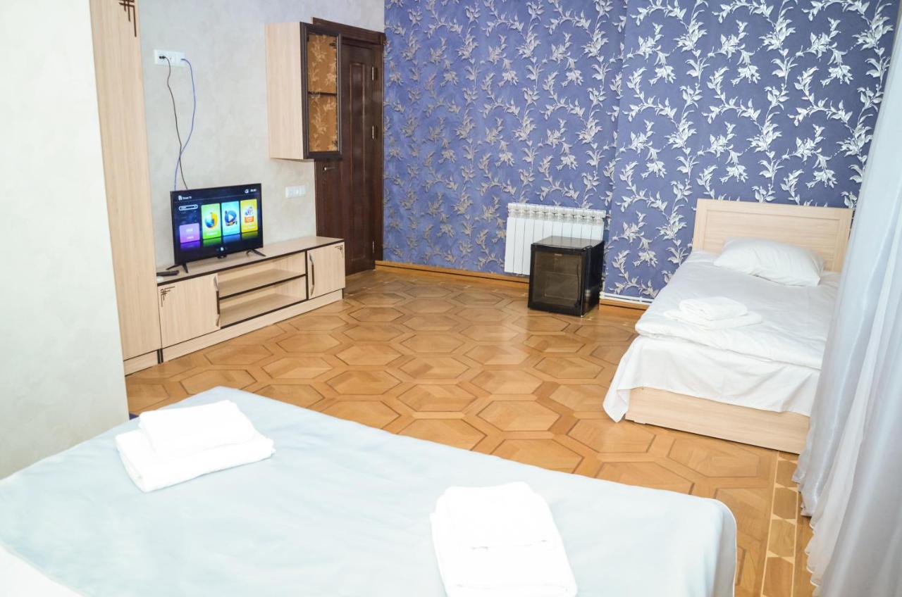 Rubin Hotel Goris Exteriör bild