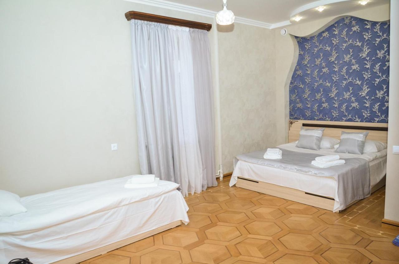 Rubin Hotel Goris Exteriör bild