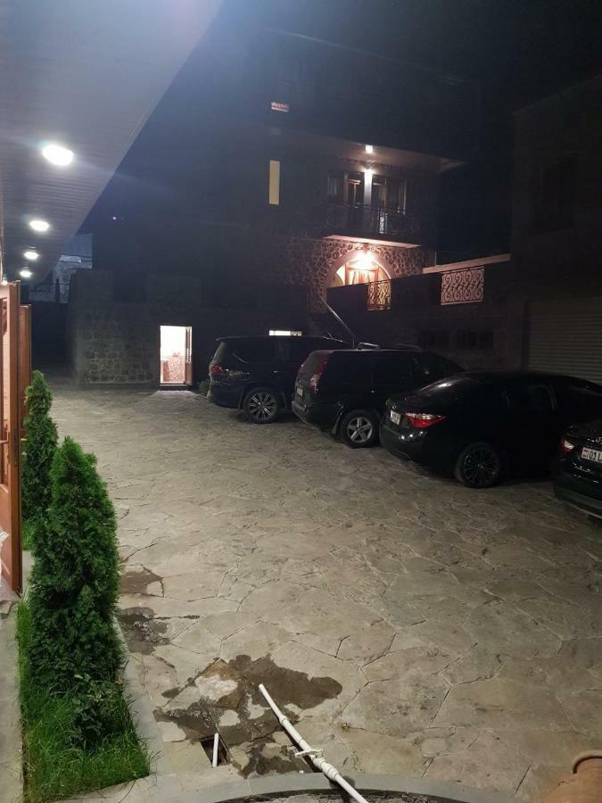 Rubin Hotel Goris Exteriör bild
